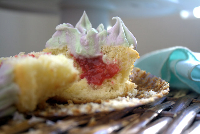 lemon raspberry cupcakes with a vanilla bean cream cheese frosting