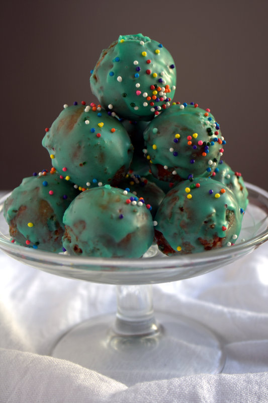 birthday cake doughnuts