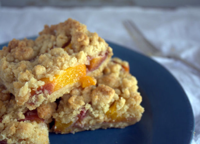 peach shortbread bars