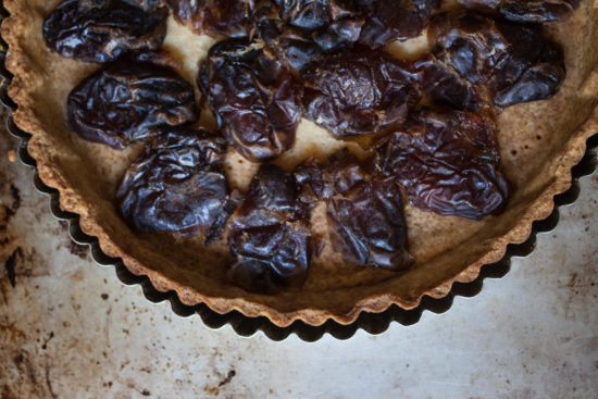 chocolate date tart